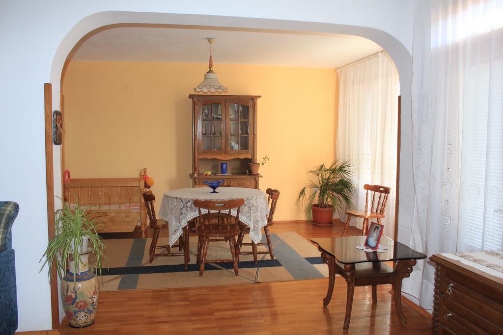 بوموري Apartments Anita الغرفة الصورة
